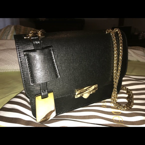 henri bendel Handbags - Henri Bendel crossbody purse